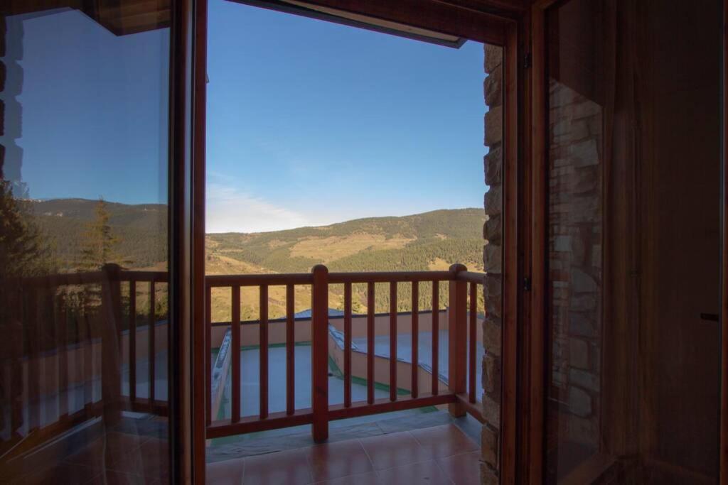 Estudio En La Molina Alp Exteriör bild